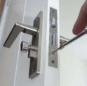 Father Son Locksmith Store Des Moines, IA 515-346-8273 - lock-opening